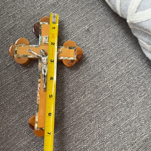 Decorative wooden cross - Picture 3 of 4
